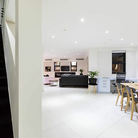 Maddison, 3Bdr Port Melbourne Apartment 外观 照片