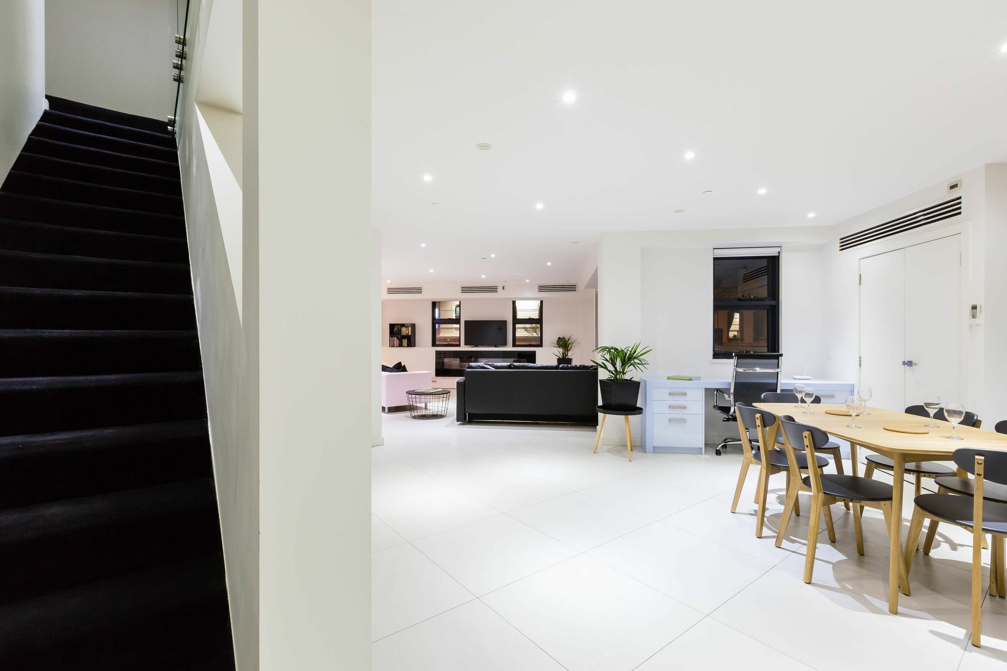 Maddison, 3Bdr Port Melbourne Apartment 外观 照片